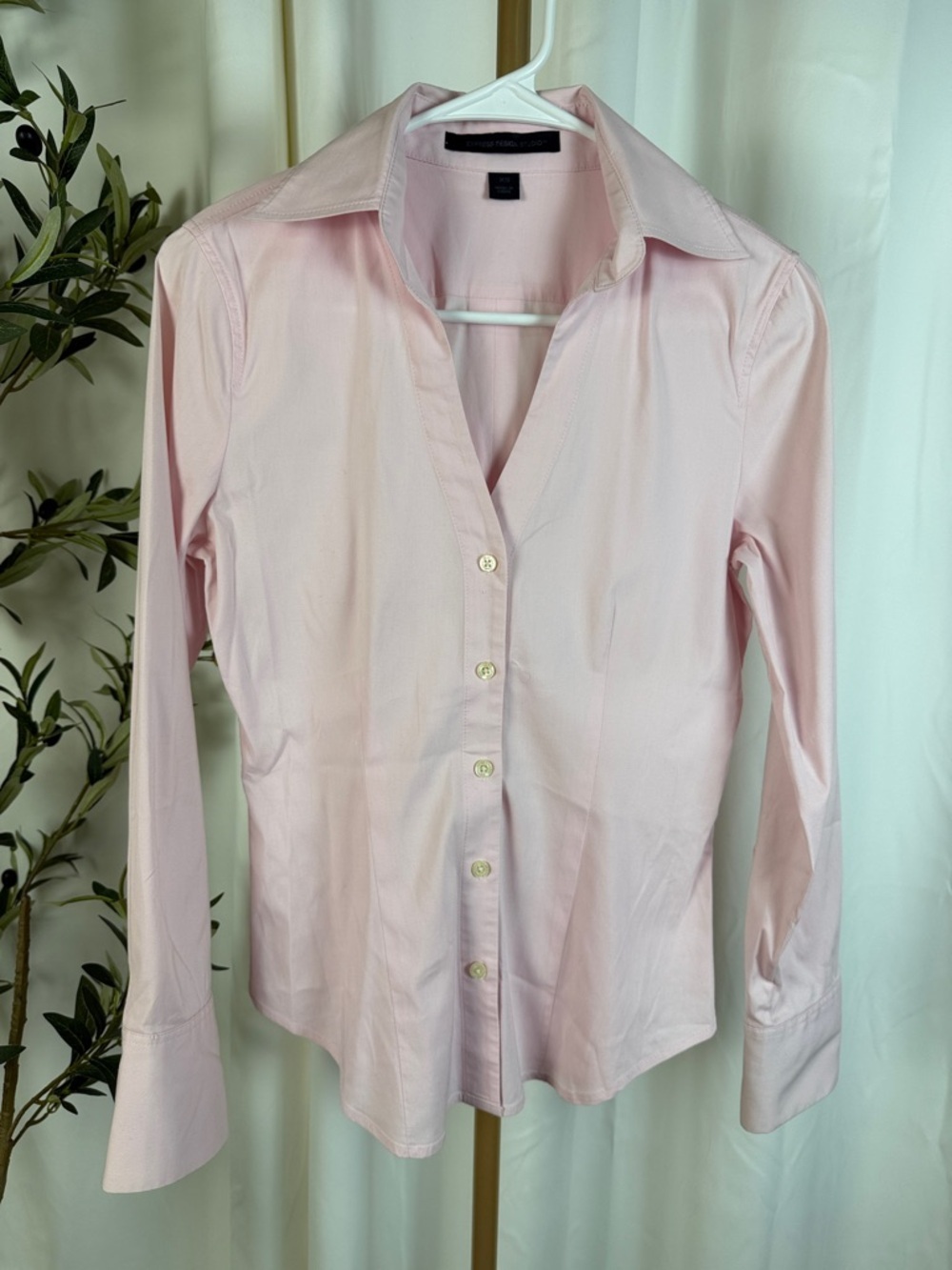 Express Light Pink Classic Fitted Button-Down Shirt Sz XS (T6)
